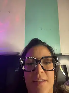 Snapshot of alilith chatting on February 18, 2026, 7:32 pm alilith online show from February 18, 2026, 7:32 pm