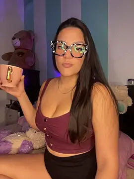 Snapshot of alilith chatting on February 21, 2026, 7:49 pm alilith online show from February 21, 2026, 7:49 pm