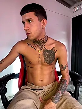 dilan abraham12 online show from November 3, 2025, 9:40 pm