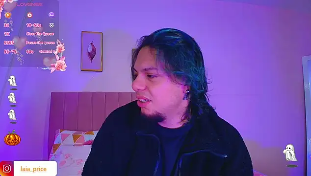 Snapshot of Laia_and_Damian chatting on October 30, 2025, 12:03 pm Laia and Damian online show from October 30, 2025, 12:03 pm