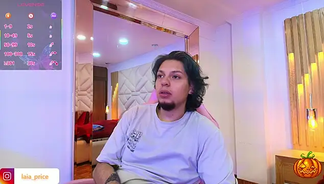 Snapshot of Laia_and_Damian chatting on October 16, 2025, 7:33 pm Laia and Damian online show from October 16, 2025, 7:33 pm