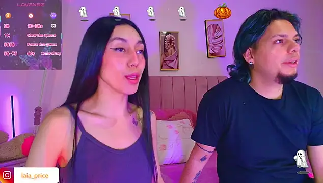 Snapshot of Laia_and_Damian chatting on October 28, 2025, 12:26 pm Laia and Damian online show from October 28, 2025, 12:26 pm