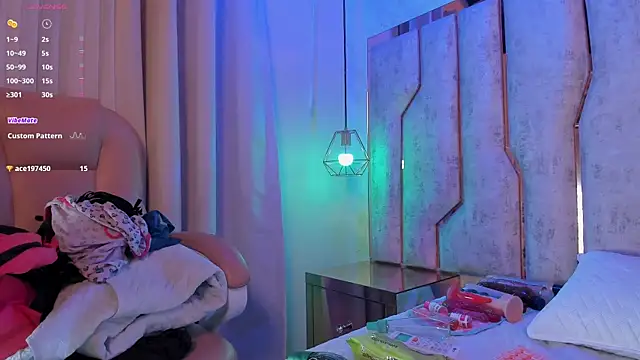 violet sm online show from September 10, 2025, 2:54 am