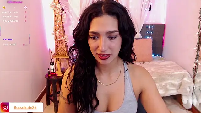 Cleofox  online show from November 5, 2025, 11:41 pm