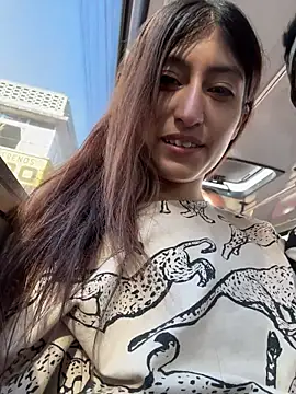 Clavelnegro online show from November 15, 2025, 9:08 pm