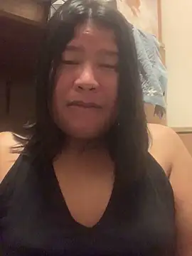 TS-YANNA online show from March 22, 2026, 3:13 pm