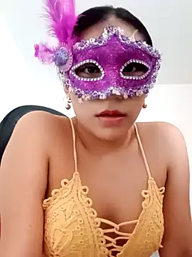 Snapshot of cute_flowers2 chatting on November 8, 2025, 4:32 pm cute flowers2 online show from November 8, 2025, 4:32 pm