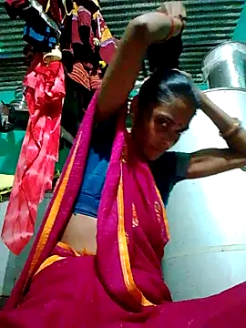 Snapshot of H_seema chatting on October 19, 2025, 1:25 pm H seema online show from October 19, 2025, 1:25 pm