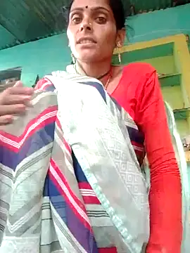 Snapshot of H_seema chatting on October 13, 2025, 1:18 am H seema online show from October 13, 2025, 1:18 am