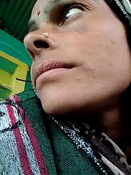 Snapshot of H_seema chatting on January 13, 2026, 2:26 am H seema online show from January 13, 2026, 2:26 am