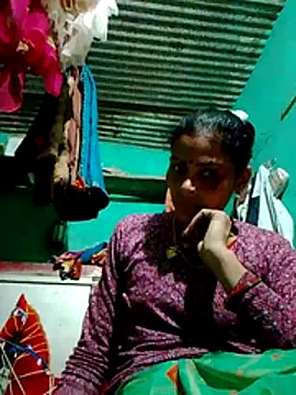 Snapshot of H_seema chatting on February 17, 2026, 1:52 pm H seema online show from February 17, 2026, 1:52 pm