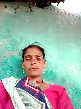 Snapshot of H_seema chatting on October 17, 2025, 4:05 am H seema online show from October 17, 2025, 4:05 am