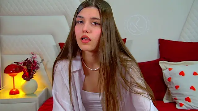 ArianaAllens online show from April 7, 2026, 6:21 pm