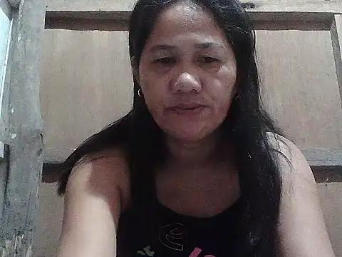 hotmama 063 online show from April 17, 2026, 9:39 pm