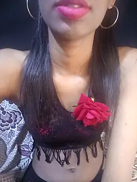 BunnyBloom25 online show from May 1, 2026, 2:44 pm