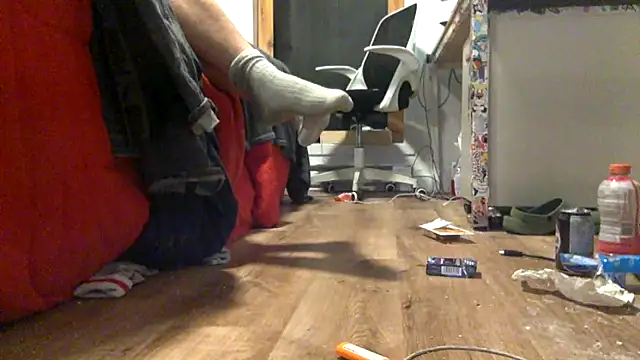 edger4lif3 online show from September 29, 2025, 7:59 am