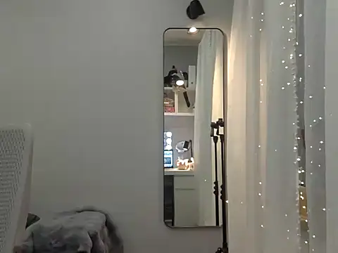 Snapshot of Eva_Fit_Milf chatting on February 15, 2026, 2:05 pm Eva Fit Milf online show from February 15, 2026, 2:05 pm