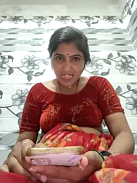 LUCKY cut online show from April 13, 2026, 4:44 pm