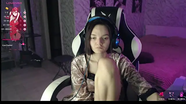 Kitti study online show from October 4, 2025, 5:36 pm