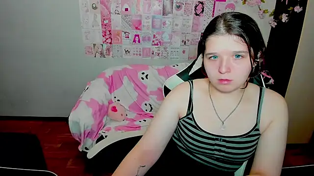 Acid Kate online show from November 4, 2025, 12:36 am