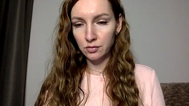 Varnyx online show from November 11, 2025, 1:28 pm