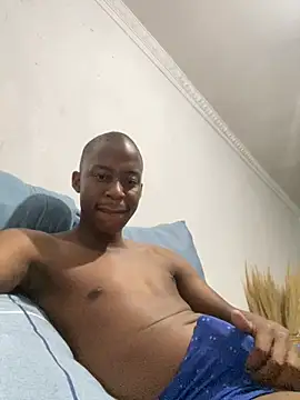 Snapshot of dick4mami chatting on February 27, 2026, 10:42 pm dick4mami online show from February 27, 2026, 10:42 pm