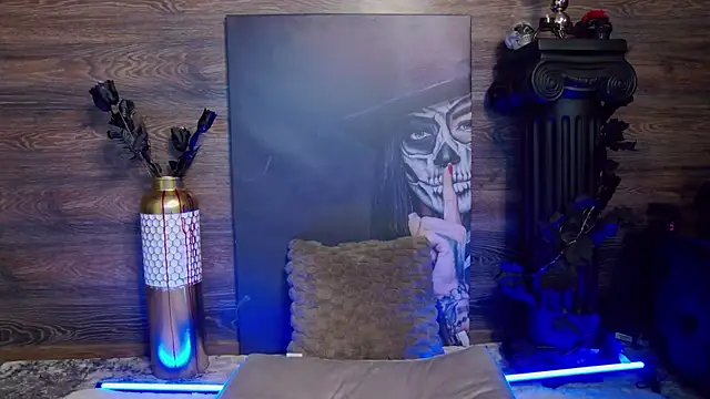 IsabellaLuxx online show from November 23, 2025, 4:44 am