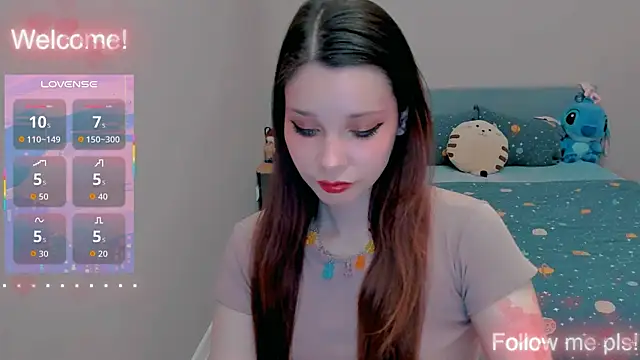 Kitten Alissa online show from April 23, 2026, 5:14 pm