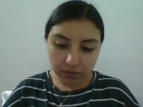 Snapshot of _Romilly_ chatting on May 10, 2026, 2:26 am Romilly online show from May 10, 2026, 2:26 am