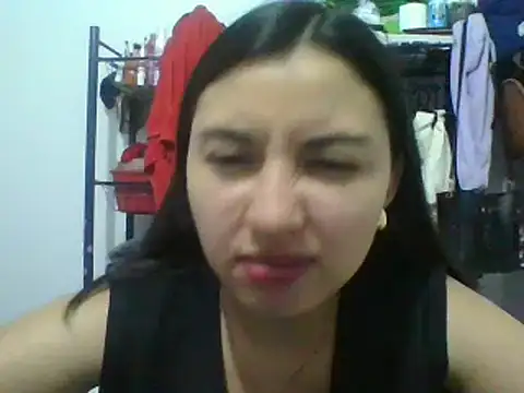 Snapshot of _Romilly_ chatting on May 1, 2026, 2:27 am Romilly online show from May 1, 2026, 2:27 am
