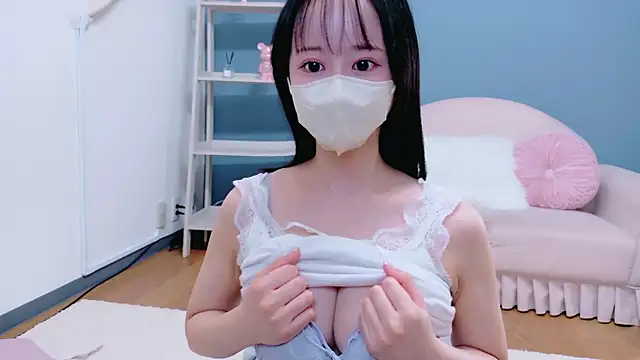 Kurumi chan  online show from October 5, 2025, 9:22 am