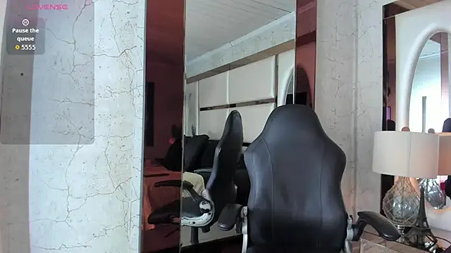 Snapshot of Ely09_ chatting on February 23, 2026, 2:17 pm Ely09 online show from February 23, 2026, 2:17 pm