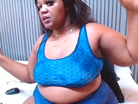 ROYALASS25 online show from December 1, 2025, 12:28 pm