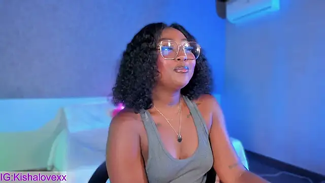 Kishalove  online show from October 26, 2025, 1:11 pm