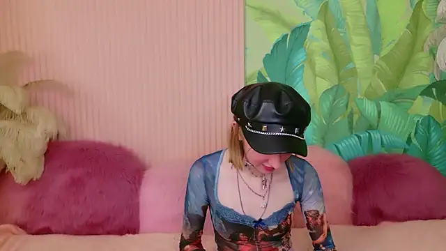 Snapshot of Beverly_Gomes chatting on February 28, 2026, 9:03 pm Beverly Gomes online show from February 28, 2026, 9:03 pm