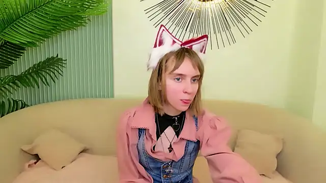 Snapshot of Beverly_Gomes chatting on February 26, 2026, 8:20 pm Beverly Gomes online show from February 26, 2026, 8:20 pm