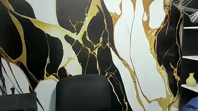 sharik noa online show from December 1, 2025, 7:48 pm