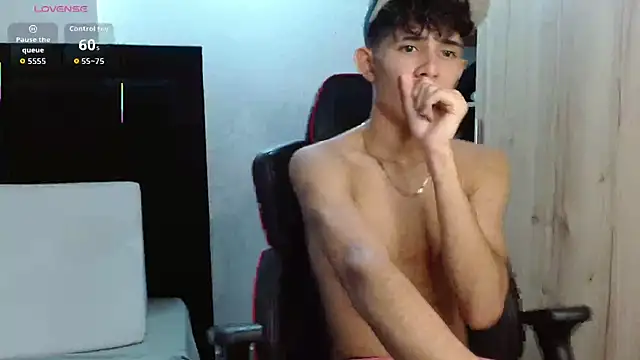 Snapshot of Noah-Garcia chatting on September 25, 2025, 6:14 pm Noah-Garcia online show from September 25, 2025, 6:14 pm