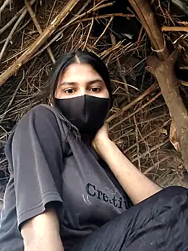 Janvi Jaitly online show from November 11, 2025, 6:19 am