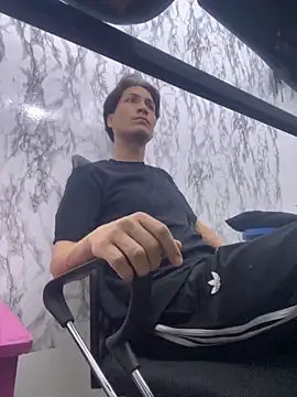 StevenHumps online show from October 30, 2025, 7:17 am