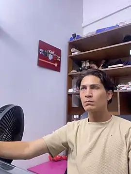 StevenHumps online show from November 29, 2025, 3:50 am