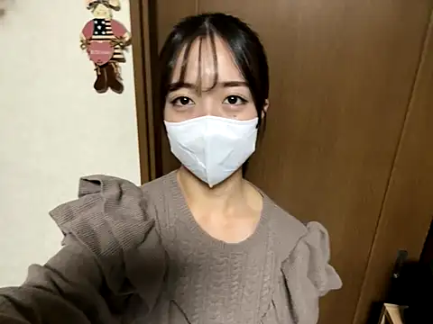 rafachama lvlv online show from December 4, 2025, 4:28 pm