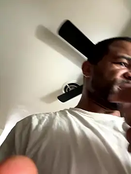 kingtaydo online show from January 19, 2026, 2:48 am