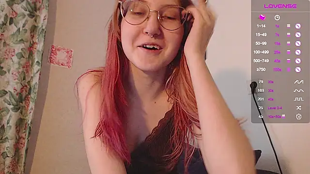 Snapshot of ohmycheryl chatting on September 18, 2025, 2:53 pm ohmycheryl online show from September 18, 2025, 2:53 pm