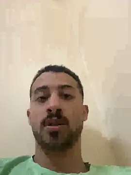 Hehjehjeqll online show from May 18, 2026, 2:44 am