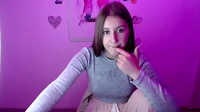 Milka kamila online show from September 28, 2025, 12:12 pm