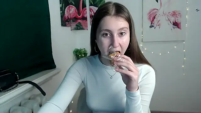 Milka kamila online show from October 15, 2025, 12:46 pm