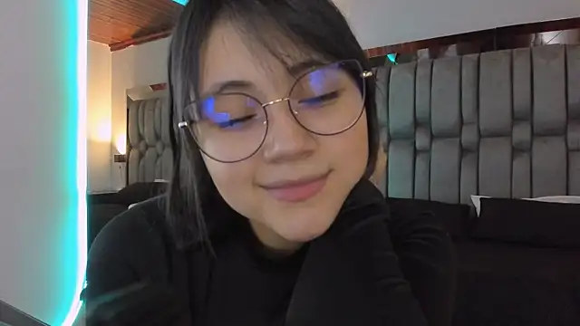 AnnaraLein online show from November 7, 2025, 11:52 pm