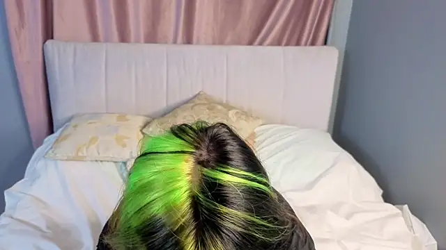 KandraCruser online show from October 17, 2025, 8:10 pm