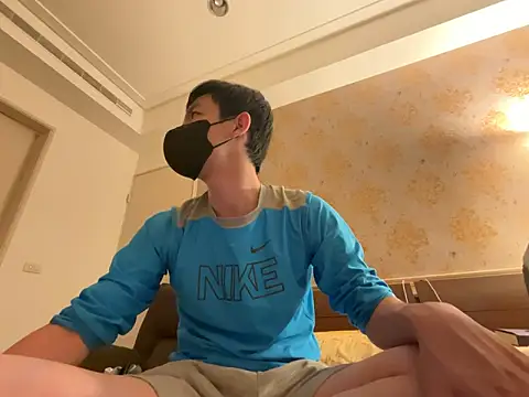 kaikai1335 online show from November 29, 2025, 2:17 pm